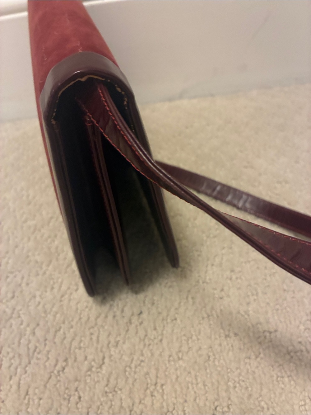 Vintage Givenchy Oxblood Leather Clutch/Crossbody👝 - Picture 8 of 9